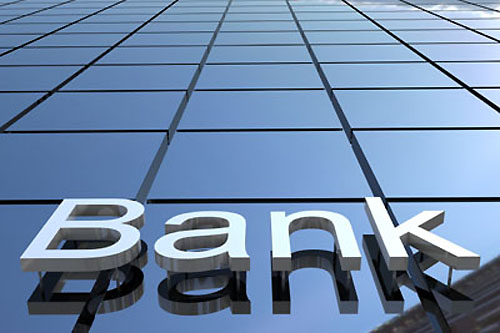 Usługi, operacje i innowacje bankowe 2025