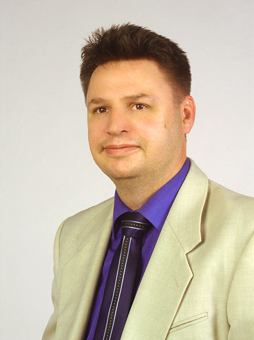dr Piotr Sołtyk